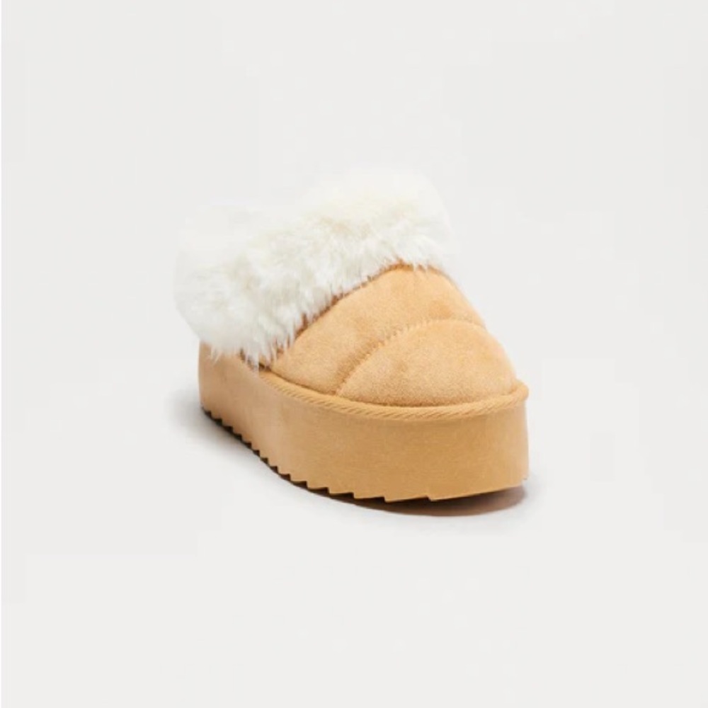 Winter Solstice Fur Trim Booties NEW 🏷️ - Picture 3 of 8